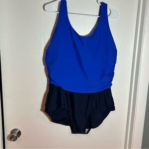 Islander slimming‎ one piece swimsuit 24W